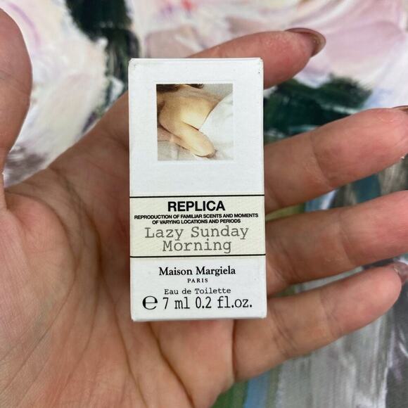 Replica by Mason Margiela Lazy Sunday Morning Delu Mini Fragrance 0.2 oz. New! - Picture 4 of 12